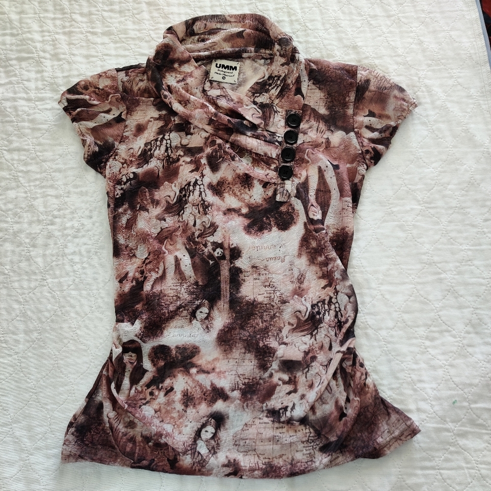 Women UMM top / Blouse size Small